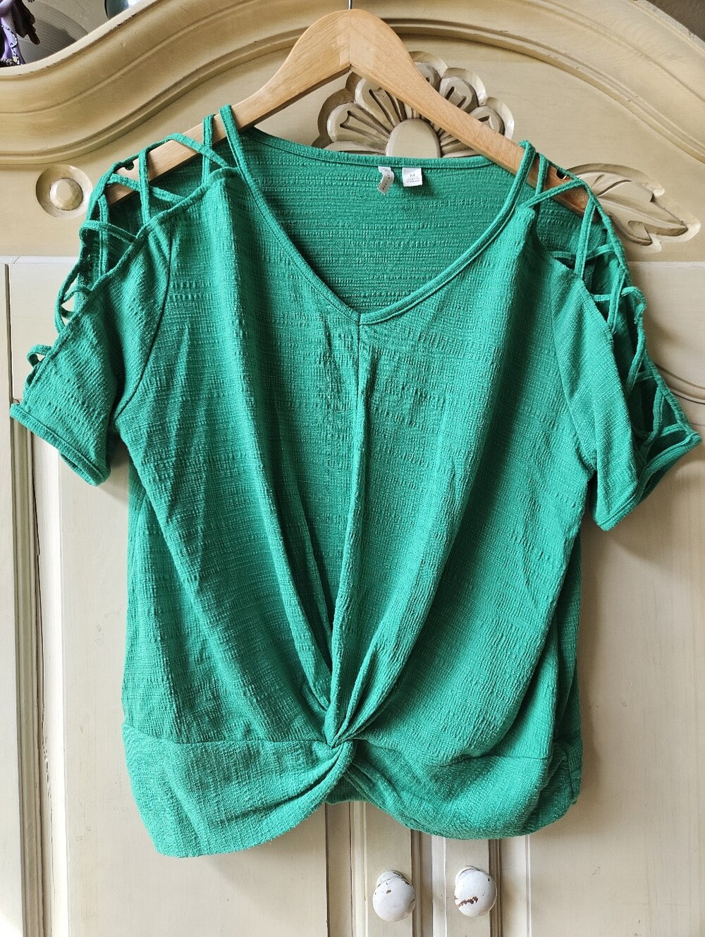 Cato Green Knot-Front Cold-Shoulder Blouse